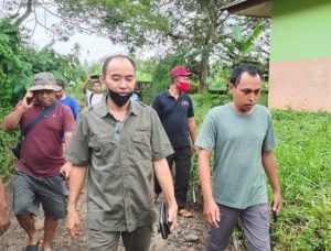 Wakil Bupati Tinjau Langsung Lokasi Rawan Banjir Desa Hatebicara dan Longsor di Desa Balisoan