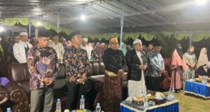 KKSS dan IWSS Halbar Peringati Maulid Nabi Dimeriahkan Dengan Lomba Bura dan Bunga Male